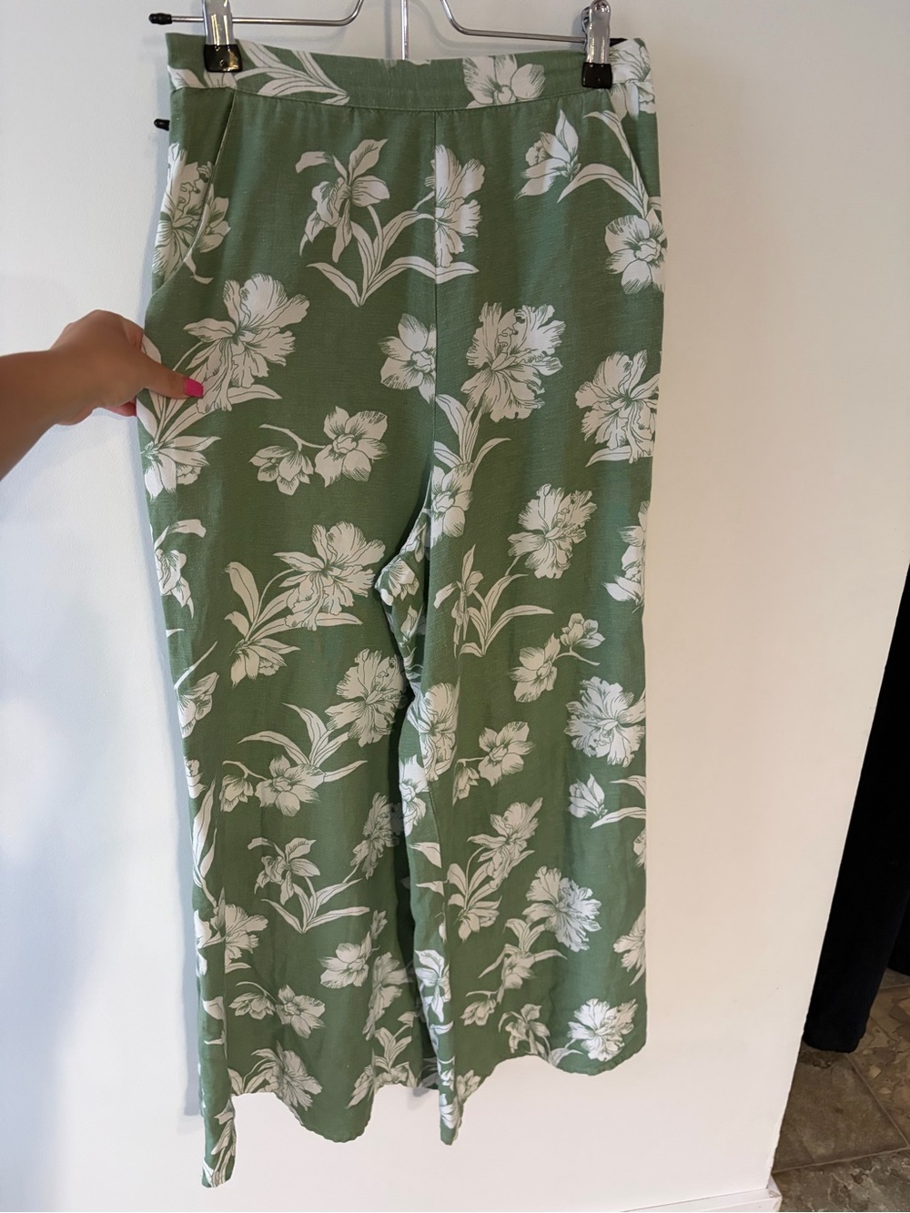 Japna Olive & White Floral Wide-Leg Pants
